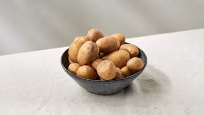 Hvor længe kan kartofler holde sig i køleskabet?